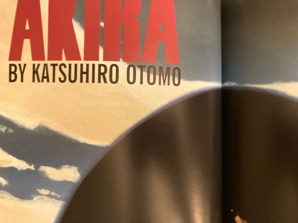 Color spread inside Akira vol.1